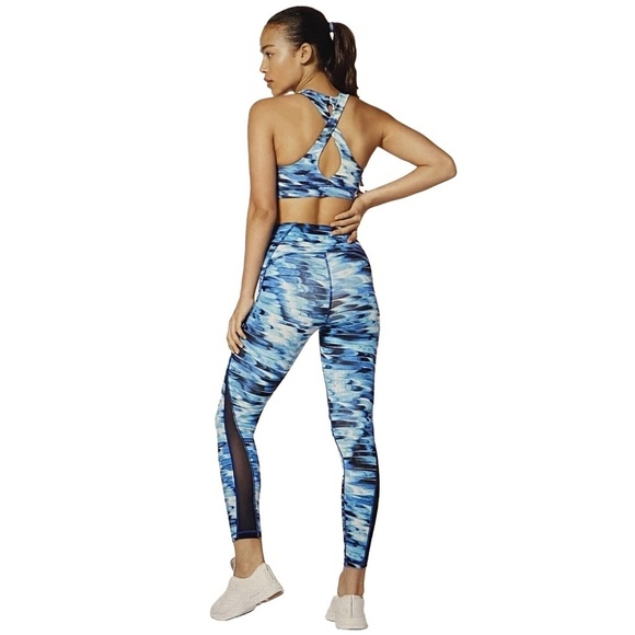 LULULEMON Time To Sweat Sport Bra in Tidal Multi Yoga Workout Athletic 6 EUC - Picture 7 of 9